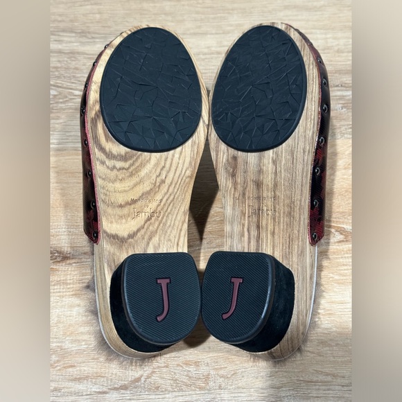 NEW Jambu Monaco Faux Fur Red Floral Leather Mule/Clog Size 7.5 - Picture 8 of 9